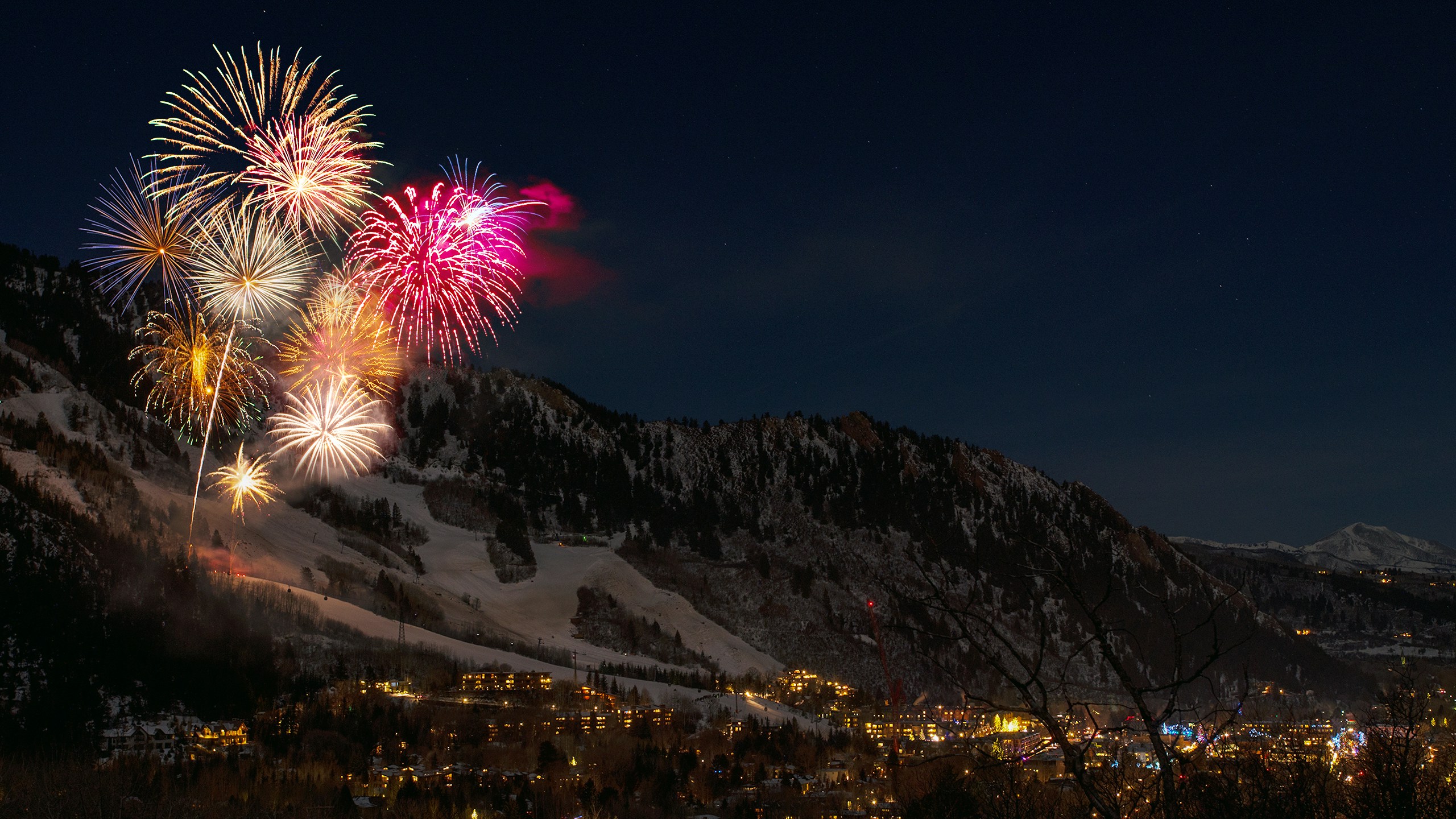 Feuerwerksterror in der  Silvesternacht: Ohne hartes Durchgreifen gegen asoziale Gewalttäter haben die Bürgerlichen keine Zukunft